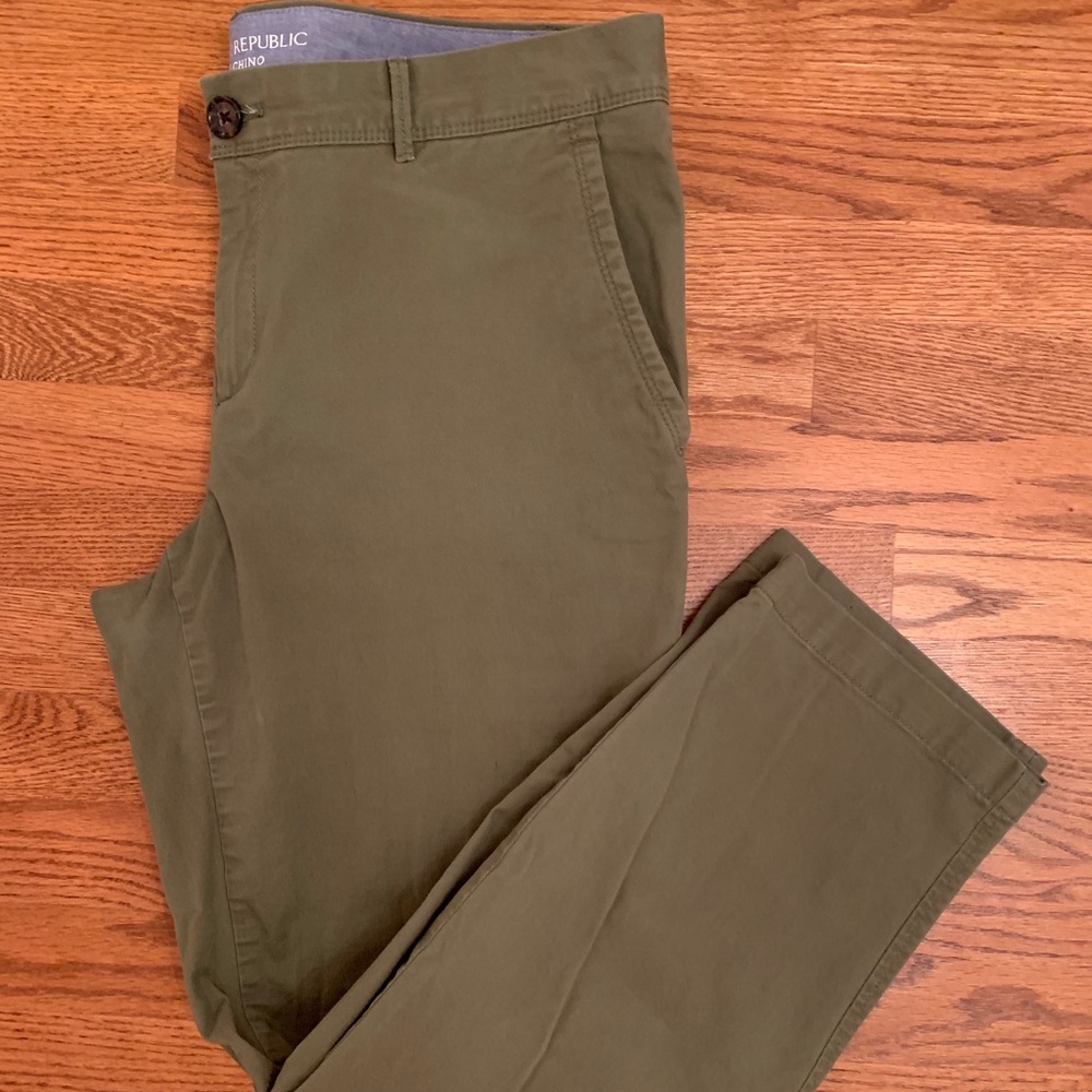 Banana Republic City Chino Pants